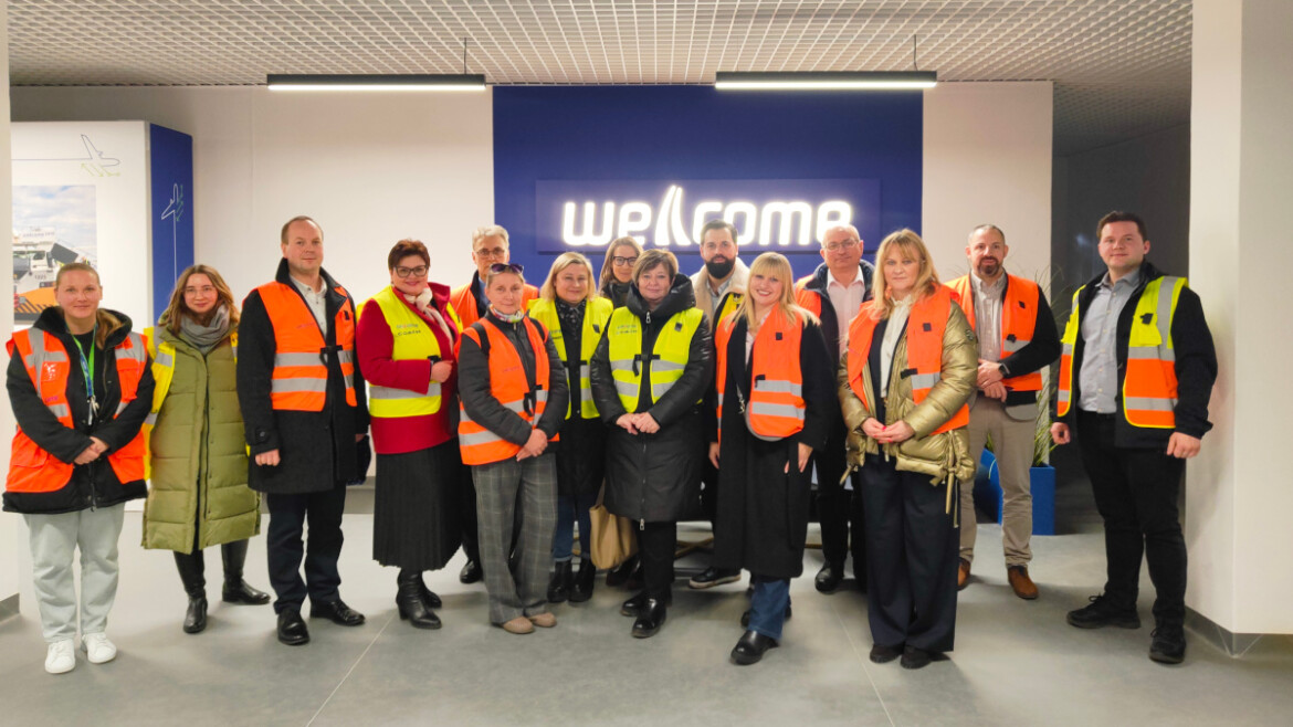 BCU z wizytą studyjną w siedzibie firmy Welcome Airport Services oraz na Lotnisku Chopina w Warszawie